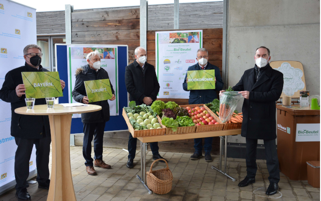 Praxistest Bio-Obst- und Gemüsebeutel in Bayern gestartet